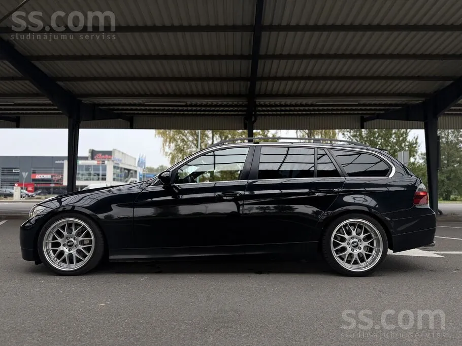 BMW E91 2006 photo 4