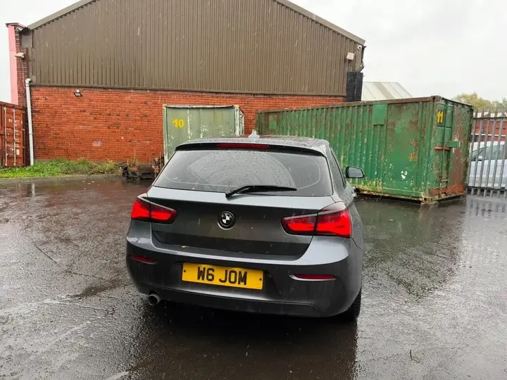 BMW 1 Series 2015 photo 3