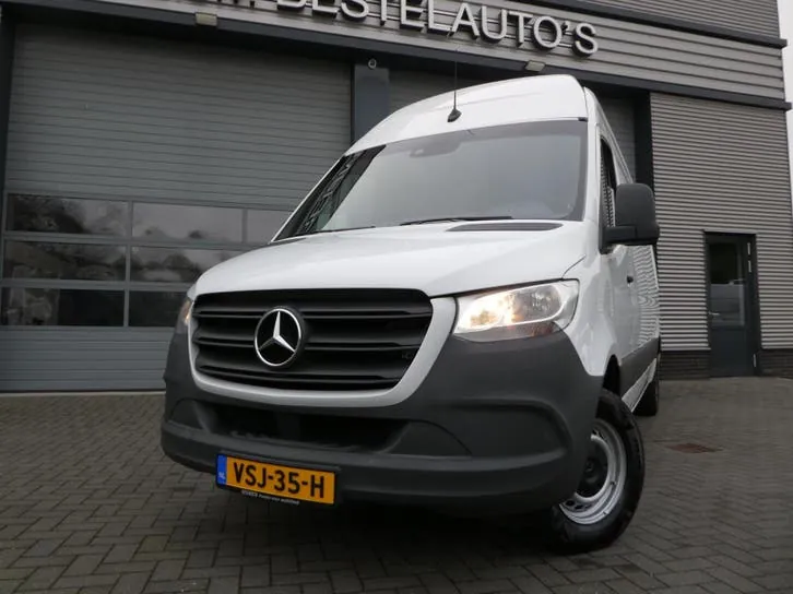 Mercedes-Benz Sprinter 2022 photo 3