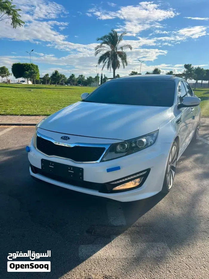 Kia Optima 2012 photo 2