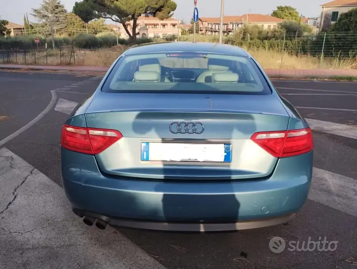 Audi A5 2008 photo 2