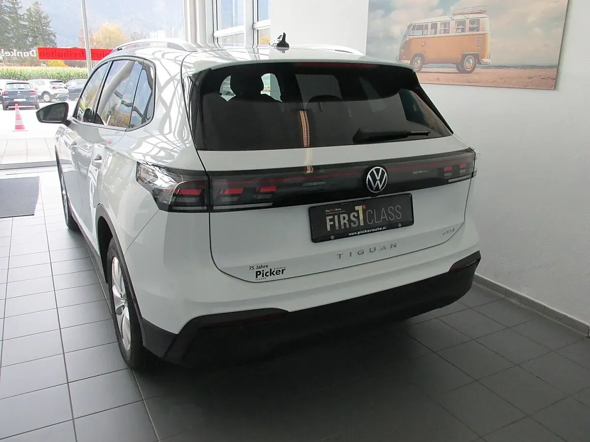 Volkswagen Tiguan 2025 photo 2