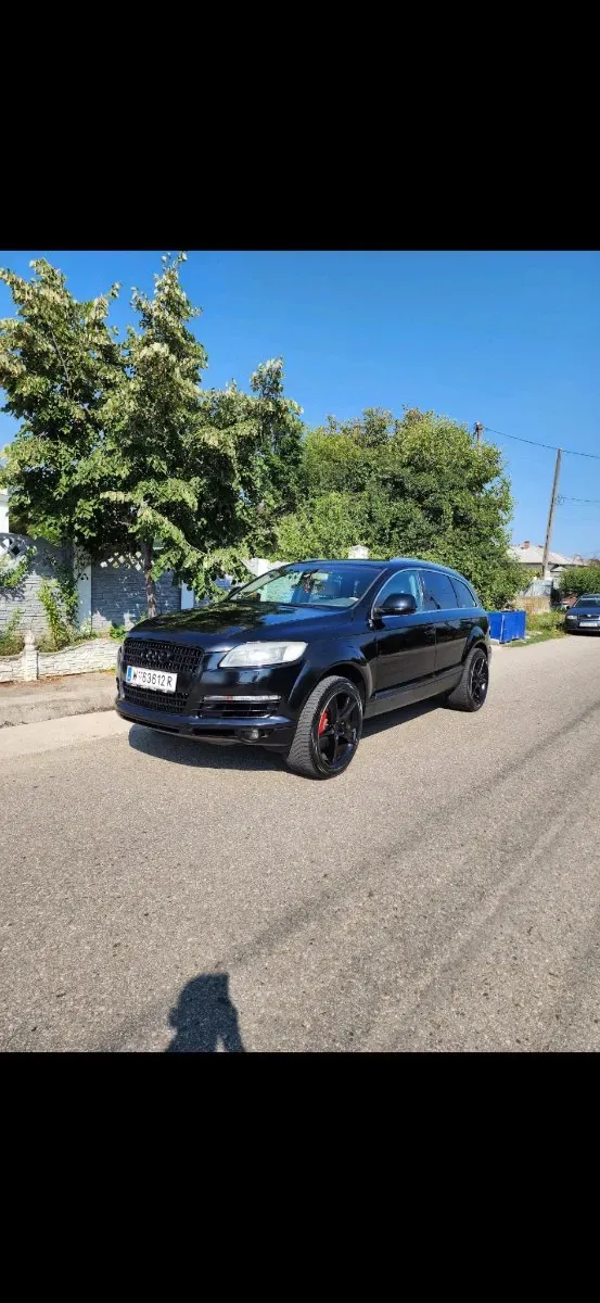 Audi Q7 2006 photo 2