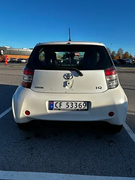 Toyota Iq 2010 photo 5