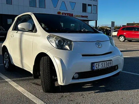 Toyota Iq 2010 photo 2