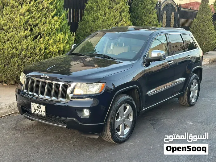 Jeep Cherokee 2011 photo 3