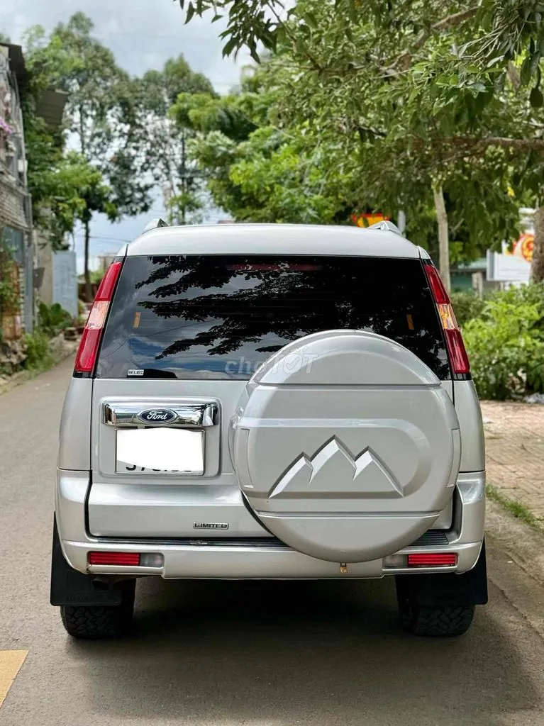 Ford Everest 2013 photo 3