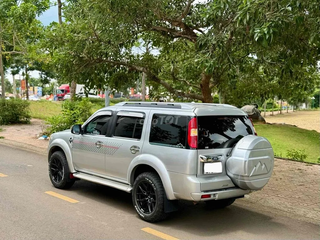 Ford Everest 2013 photo 4