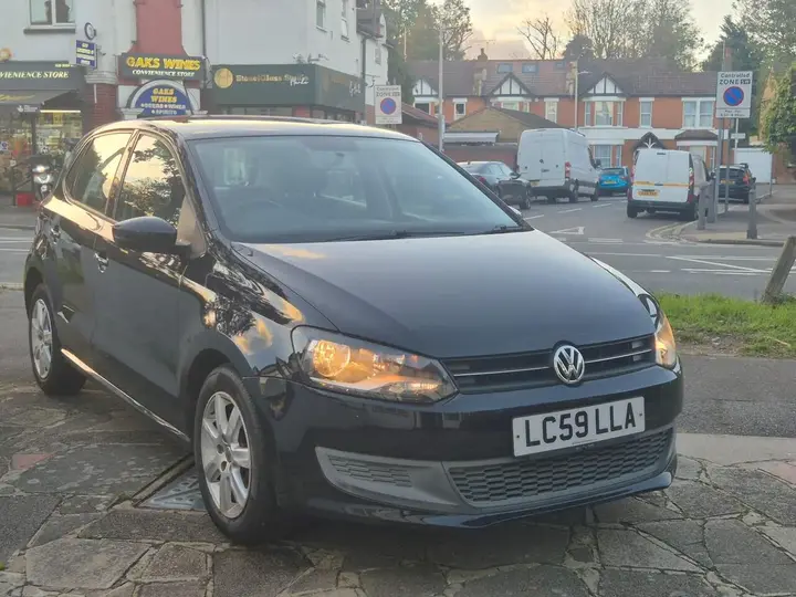 Volkswagen Polo 2009 photo 2