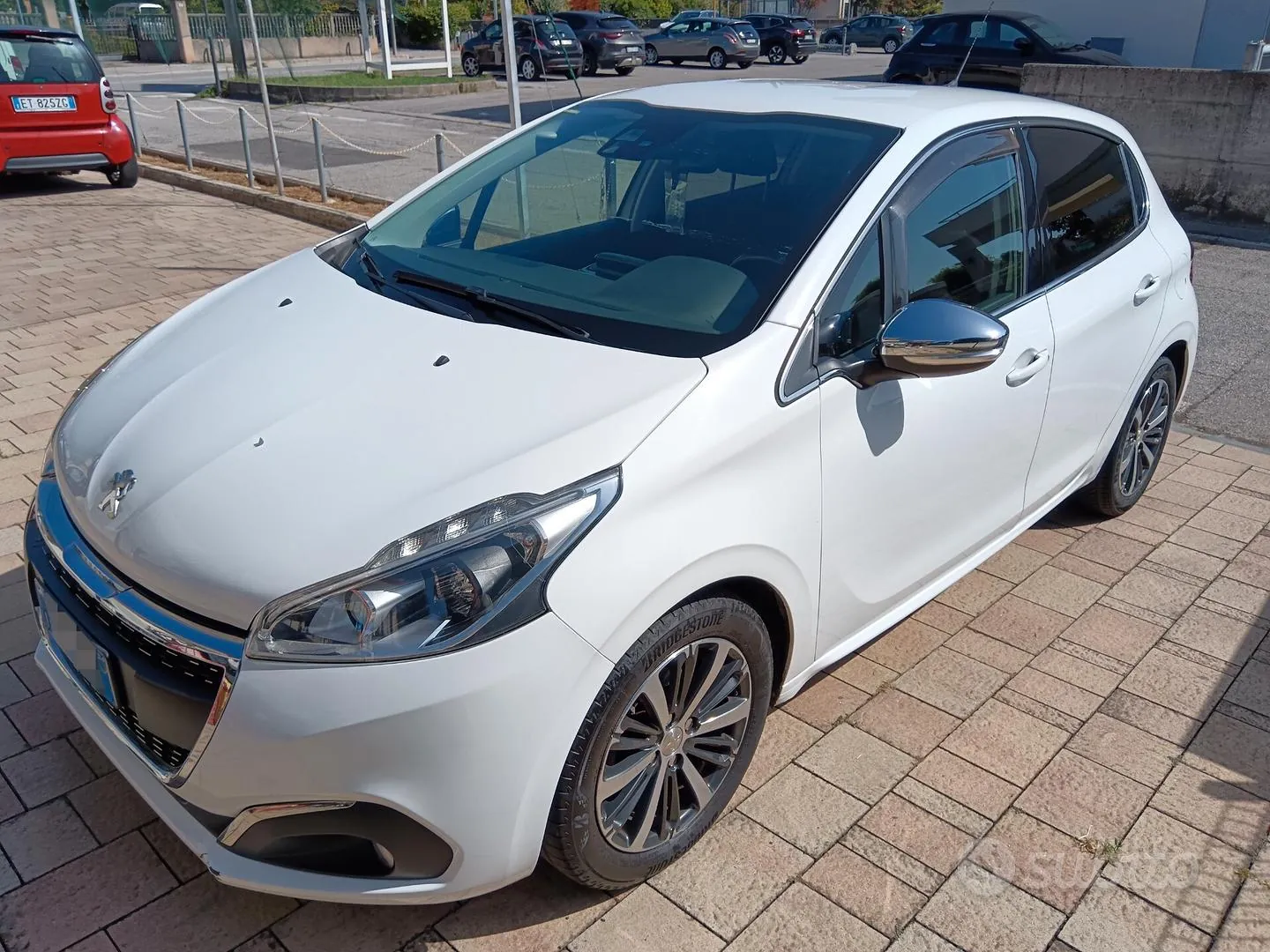 Peugeot 208 2016 photo 5