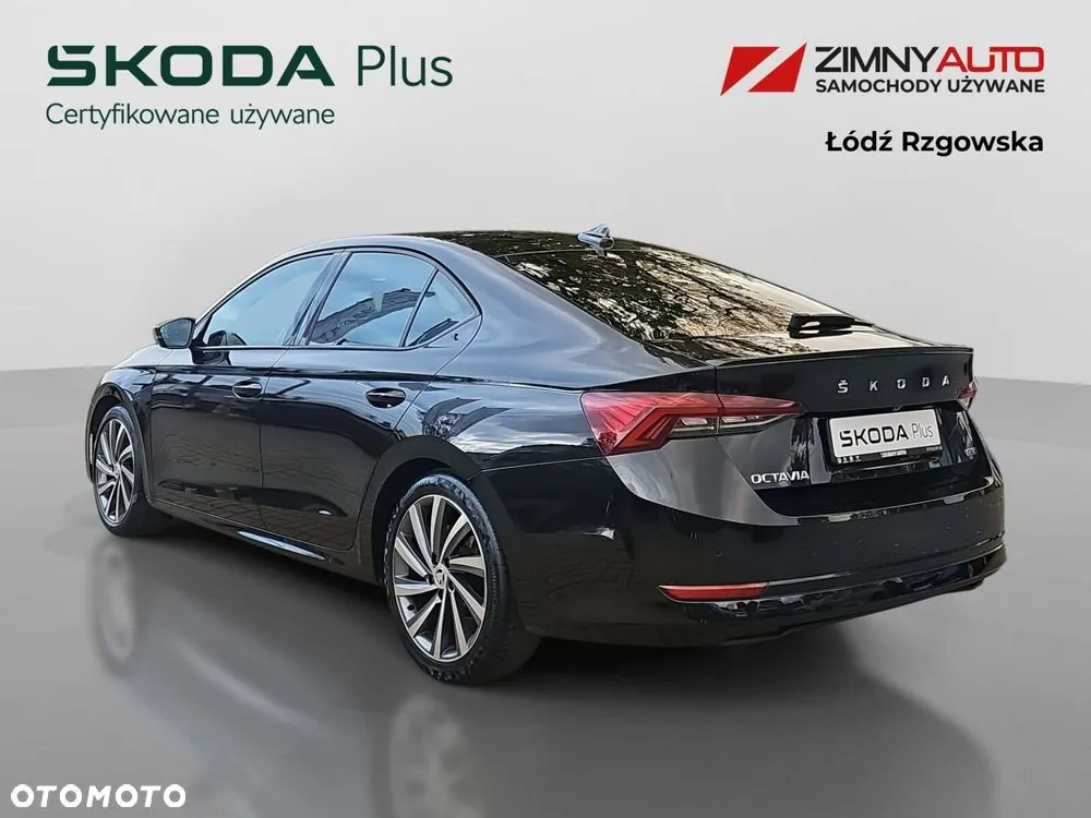 Skoda Octavia 2024 photo 2