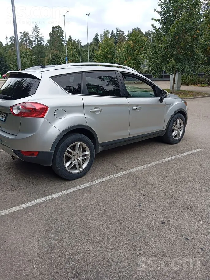 Ford Kuga 2011 photo 3