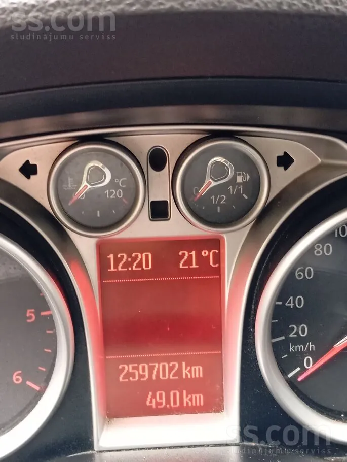 Ford Kuga 2011 photo 4