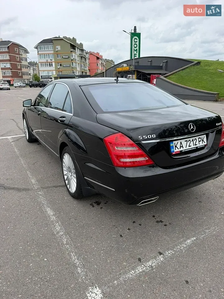 Mercedes-Benz S-Class 2011 photo 3