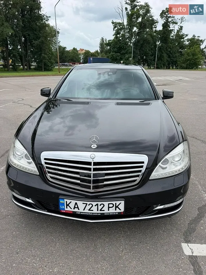 Mercedes-Benz S-Class 2011 photo 5