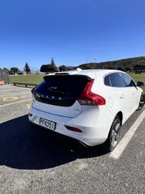 Volvo V40 2015 photo 4