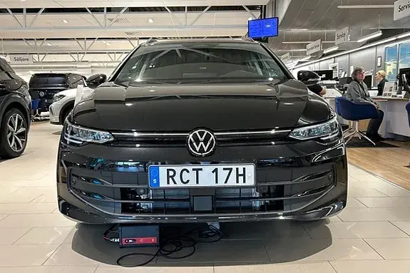 Volkswagen Golf I 2026 photo 4