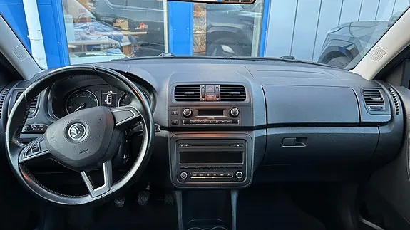 Skoda Fabia 2015 photo 5
