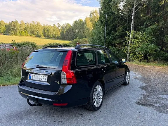 Volvo V50 2011 photo 5