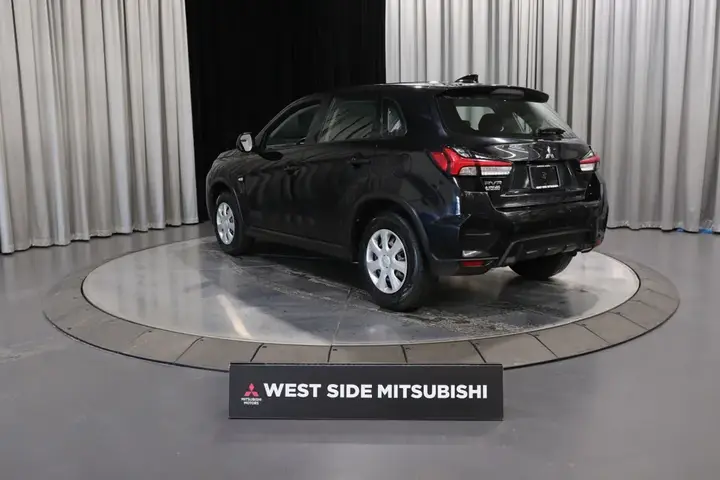 Mitsubishi Rvr 2027 photo 4