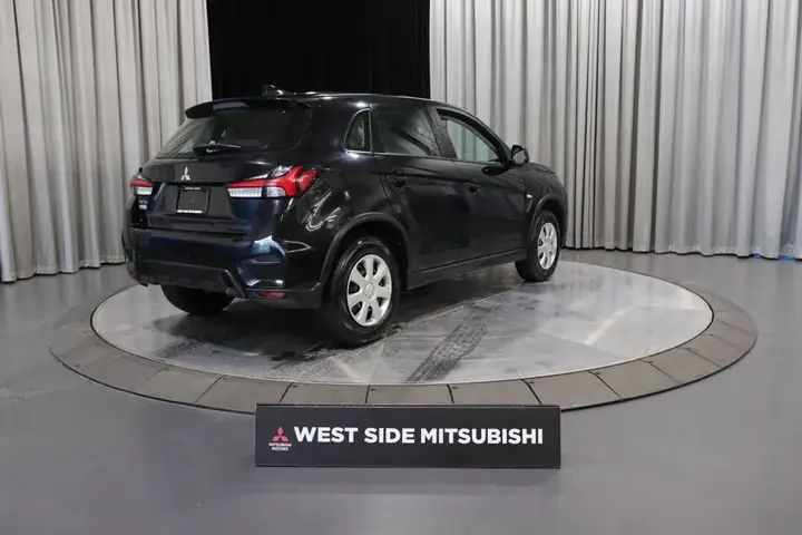 Mitsubishi Rvr 2027 photo 5