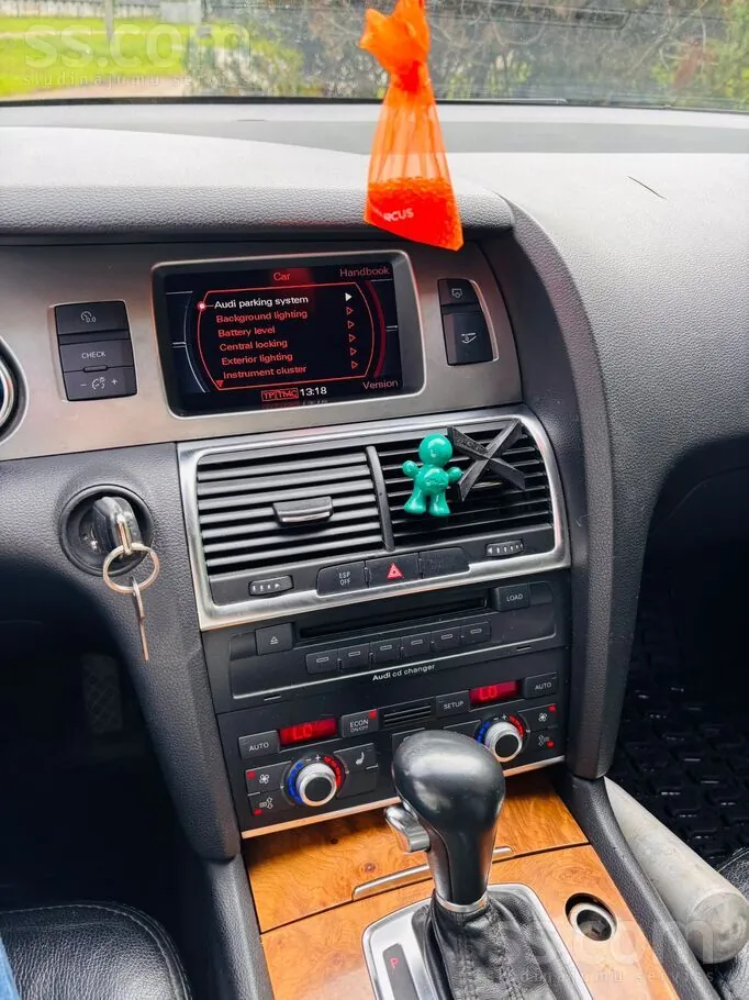 Audi Q7 2006 photo 5