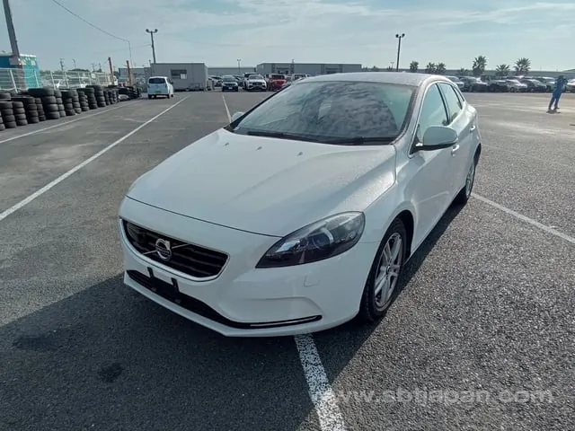 Volvo V40 2014 photo 2