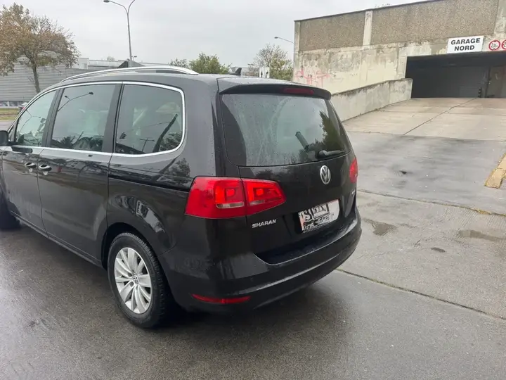Volkswagen Sharan 2011 photo 3
