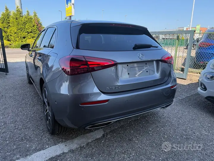 Mercedes-Benz A 180 2023 photo 4