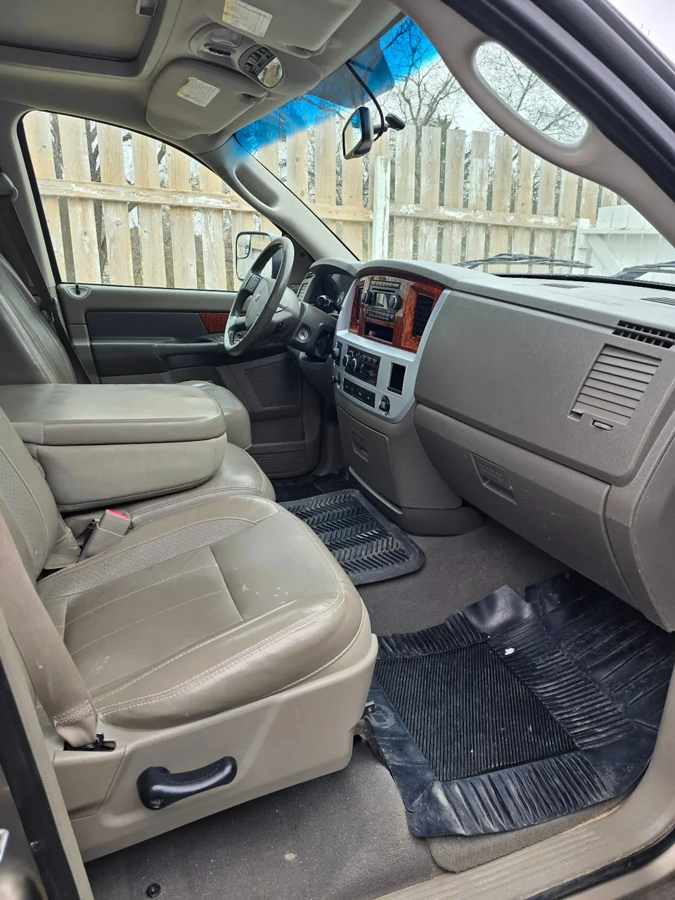 Dodge Ram 1500 2007 photo 4