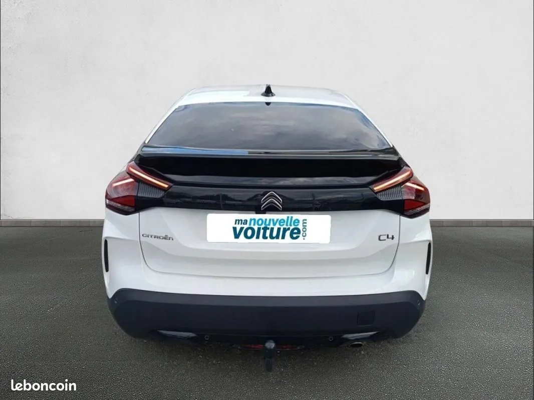 Citroen C4 2023 photo 5