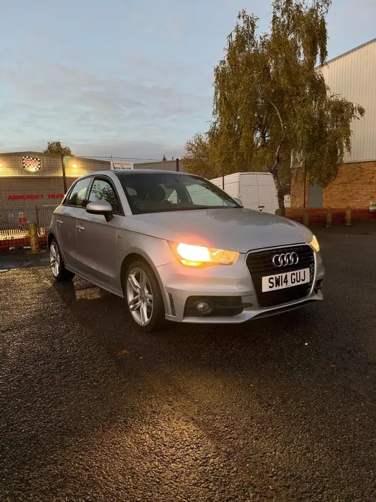 Audi A1 2014 photo 5