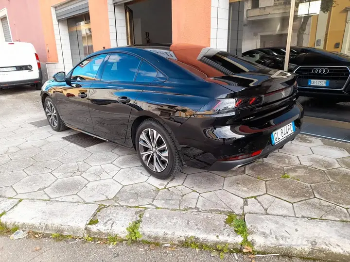 Peugeot 508 2022 photo 4