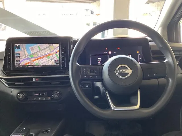 Nissan Note 2021 photo 2