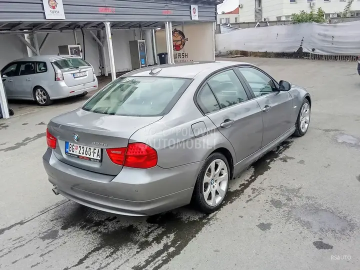 BMW 320 2010 photo 5