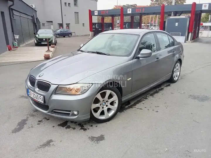 BMW 320 2010 photo 4