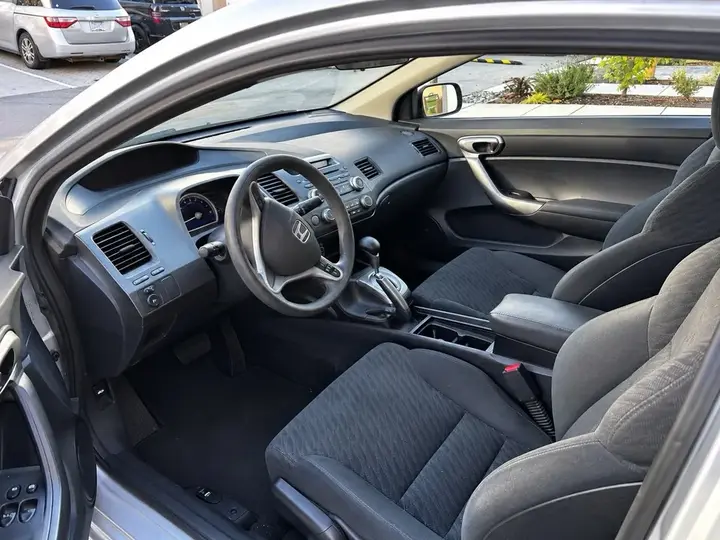 Honda Civic 2011 photo 5