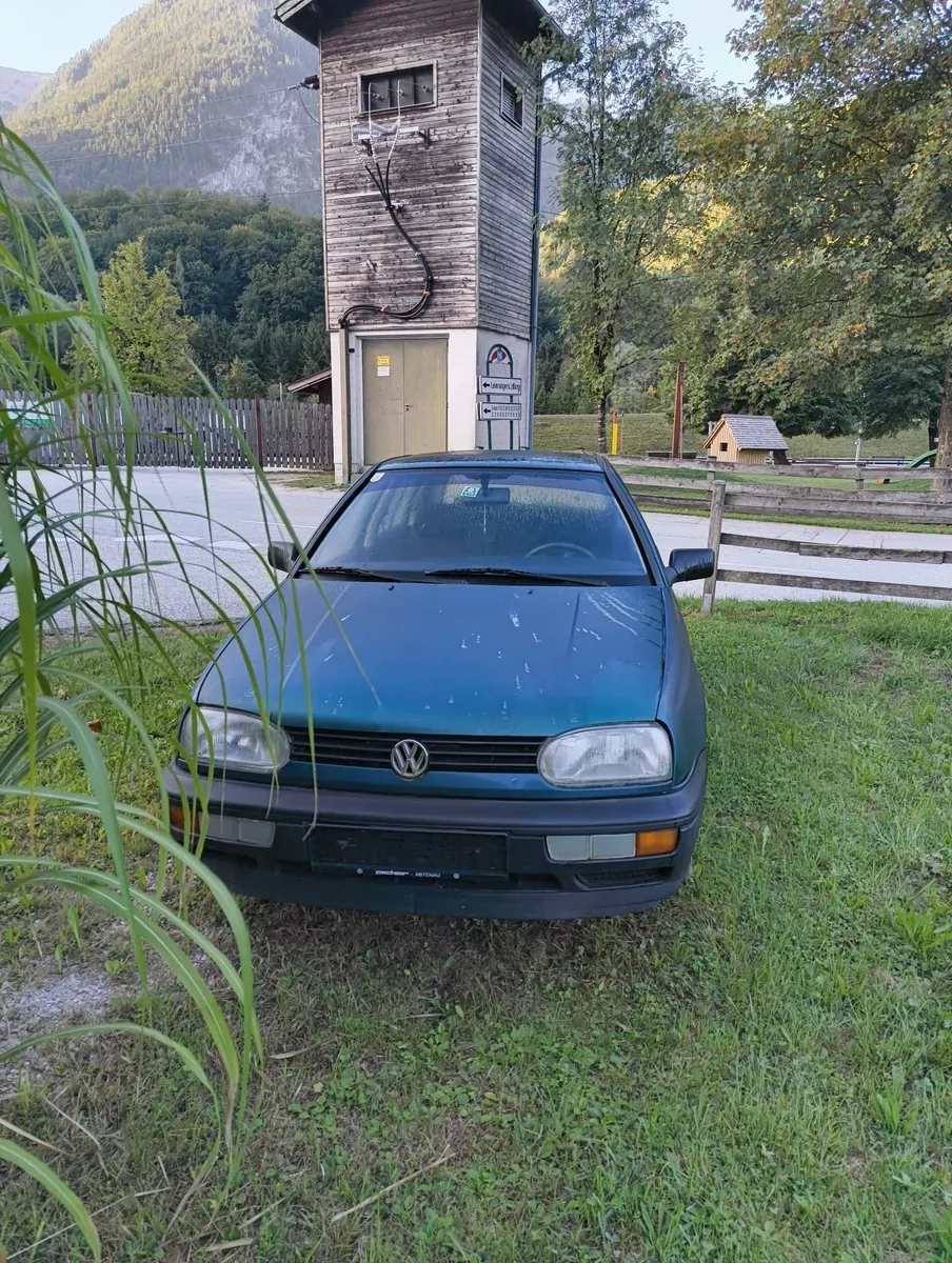 Volkswagen Golf 1995 photo 2