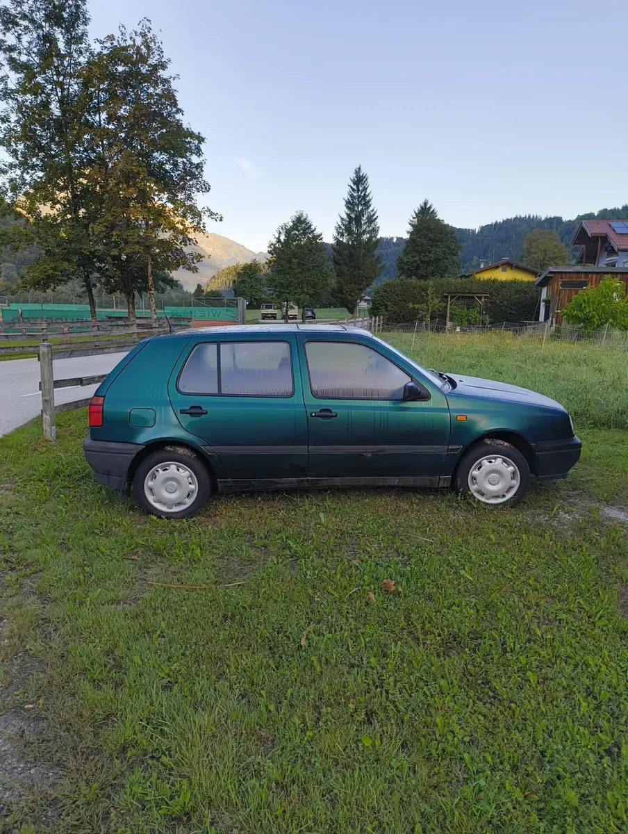 Volkswagen Golf 1995 photo 3