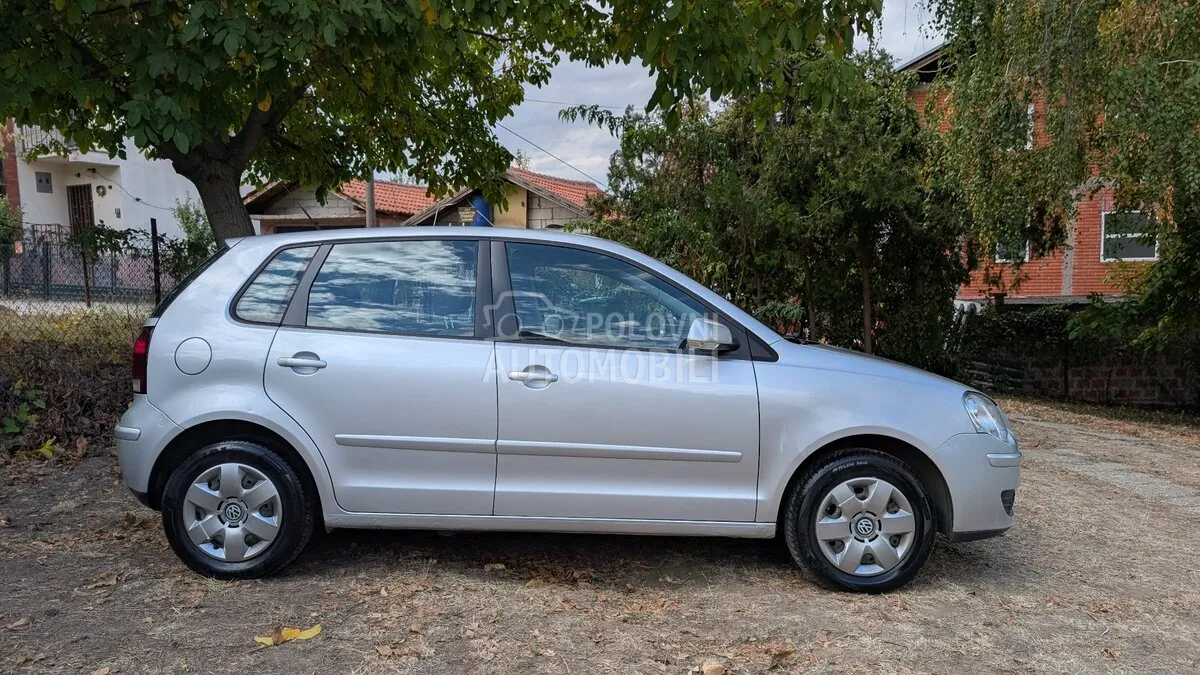 Volkswagen Polo 2005 photo 3
