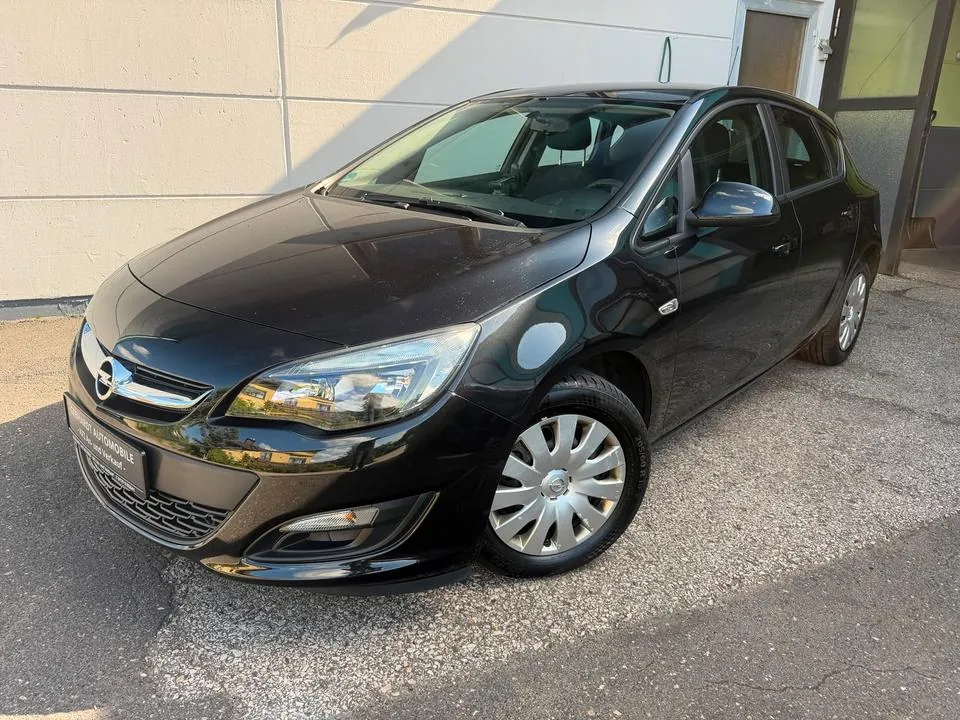 Opel Astra J