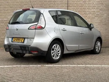 Renault Scenic 2014 photo 2