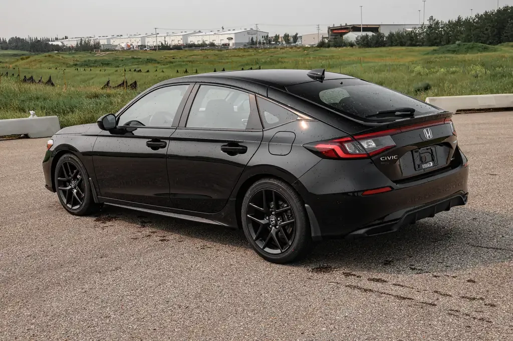 Honda Civic 2025 photo 2