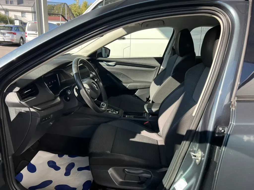 Skoda Octavia 2021 photo 3