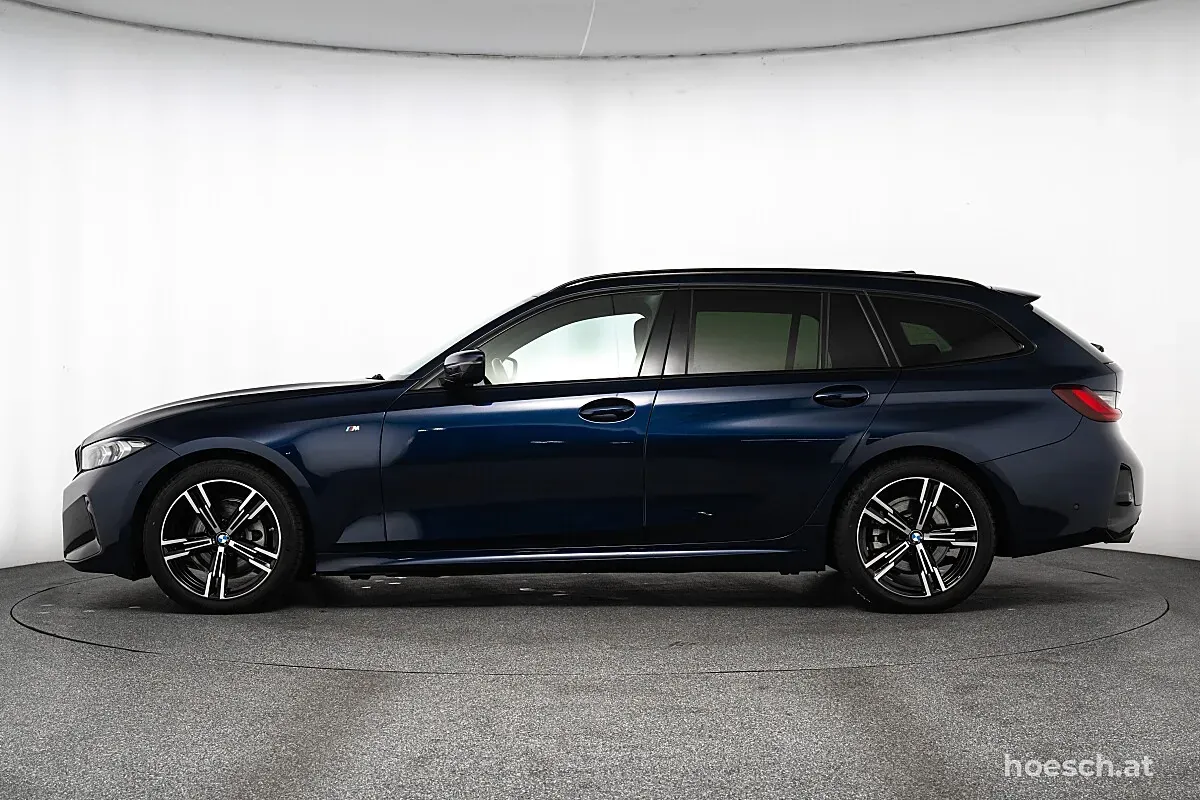 BMW 3 Series 2024 photo 3