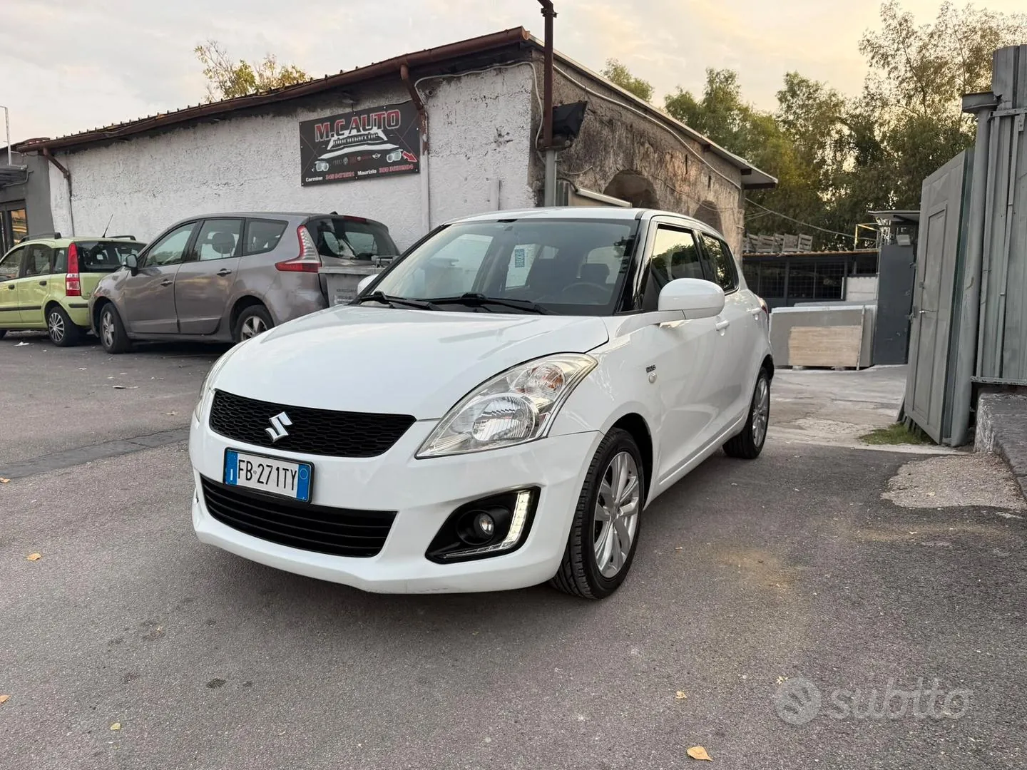 Suzuki Swift 2015 photo 2