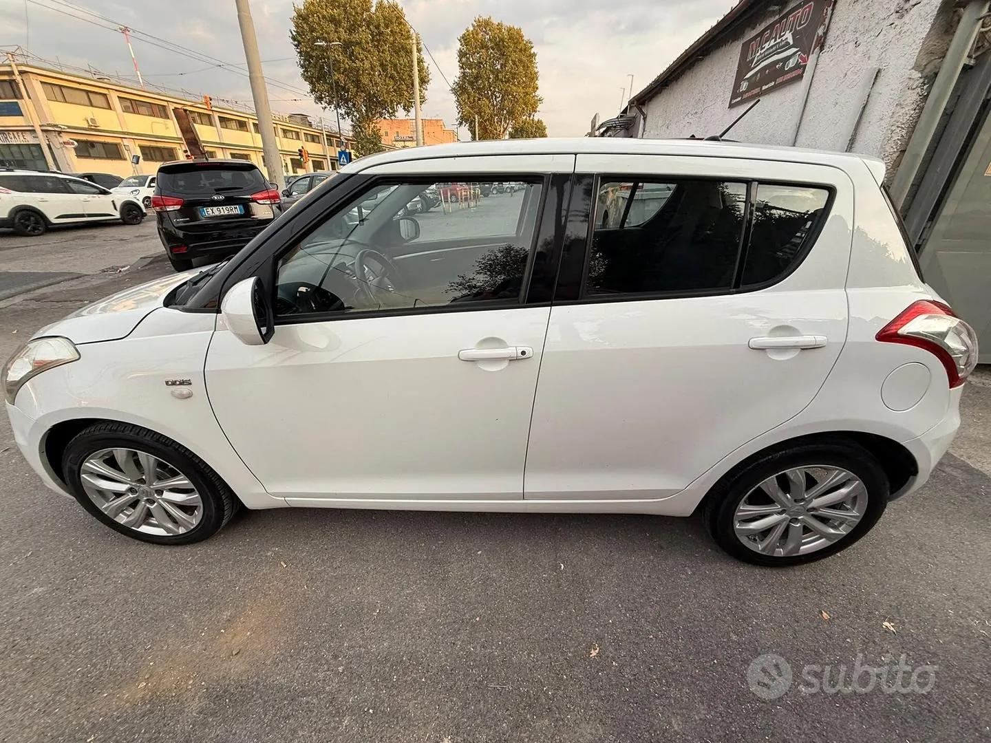 Suzuki Swift 2015 photo 5