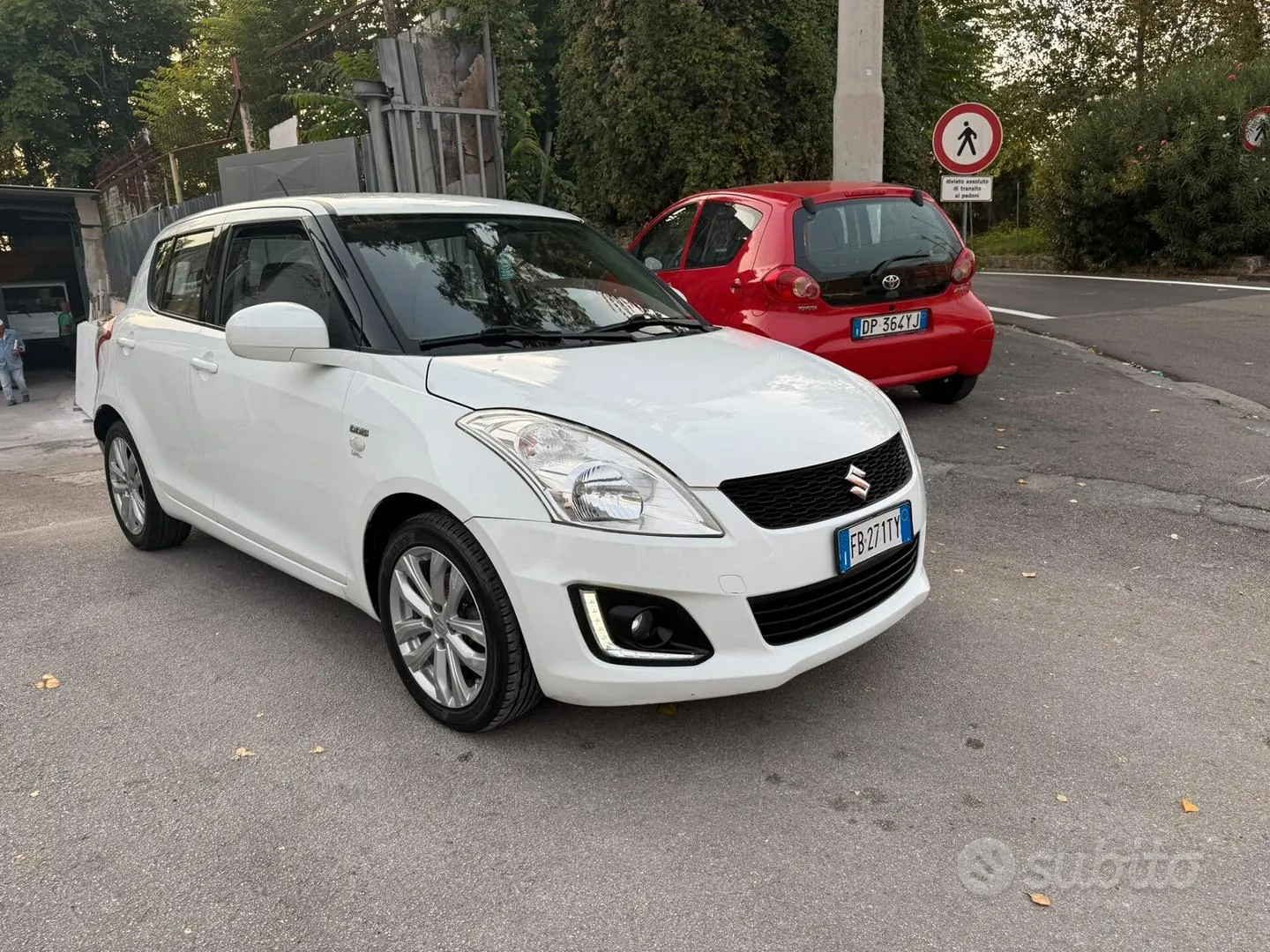 Suzuki Swift 2015 photo 3