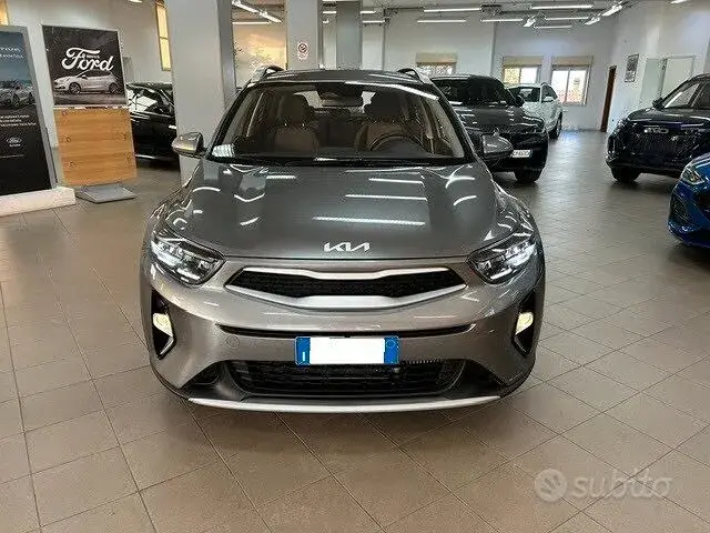 Kia Stonic 2025 photo 2