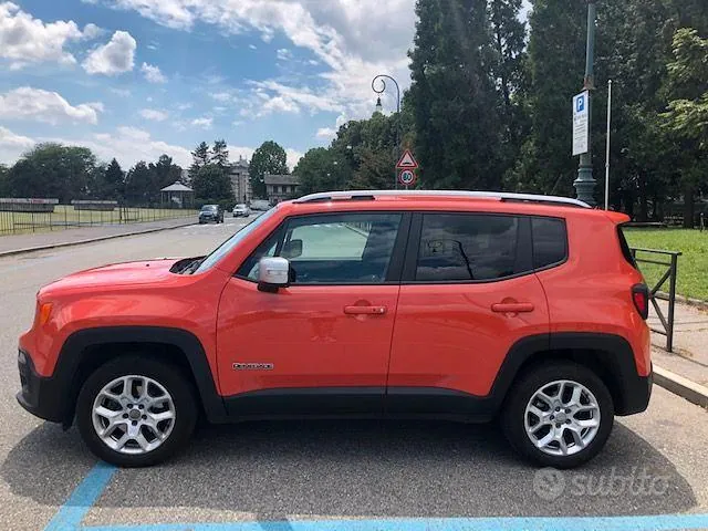 Jeep Renegade 2015 photo 4
